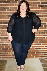 voluptuous bare damsel taking voluptuous self-pleasuring break